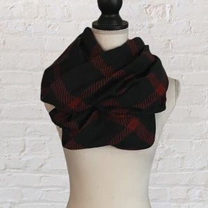 Modena Red & Black Infinity Scarf